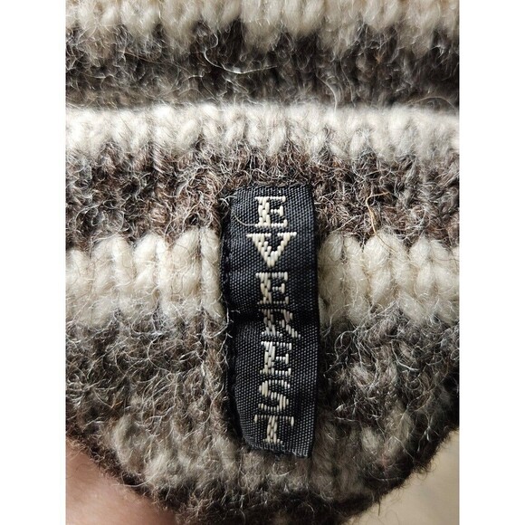 Everest Designs 100% Wool Winter Earflap Hat - Picture 9 of 9